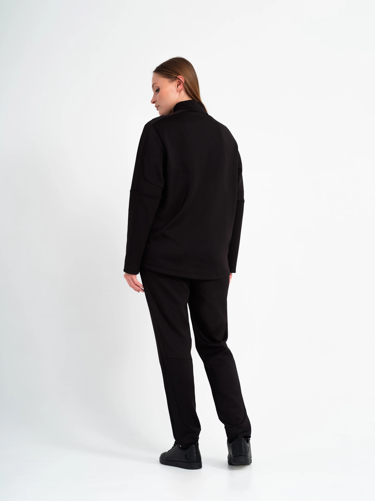 Толстовка спортивная