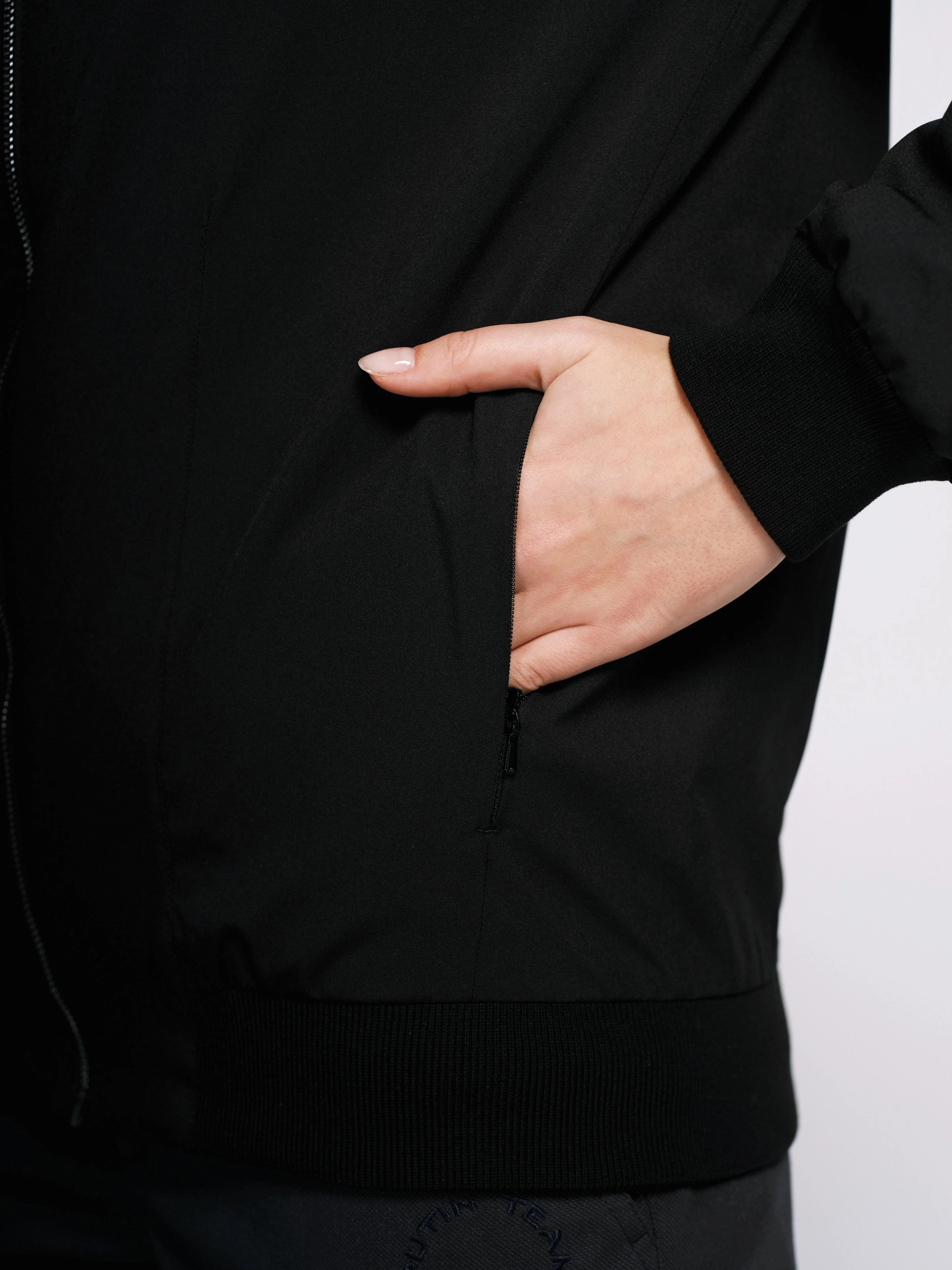 Куртка бомбер демисезонная