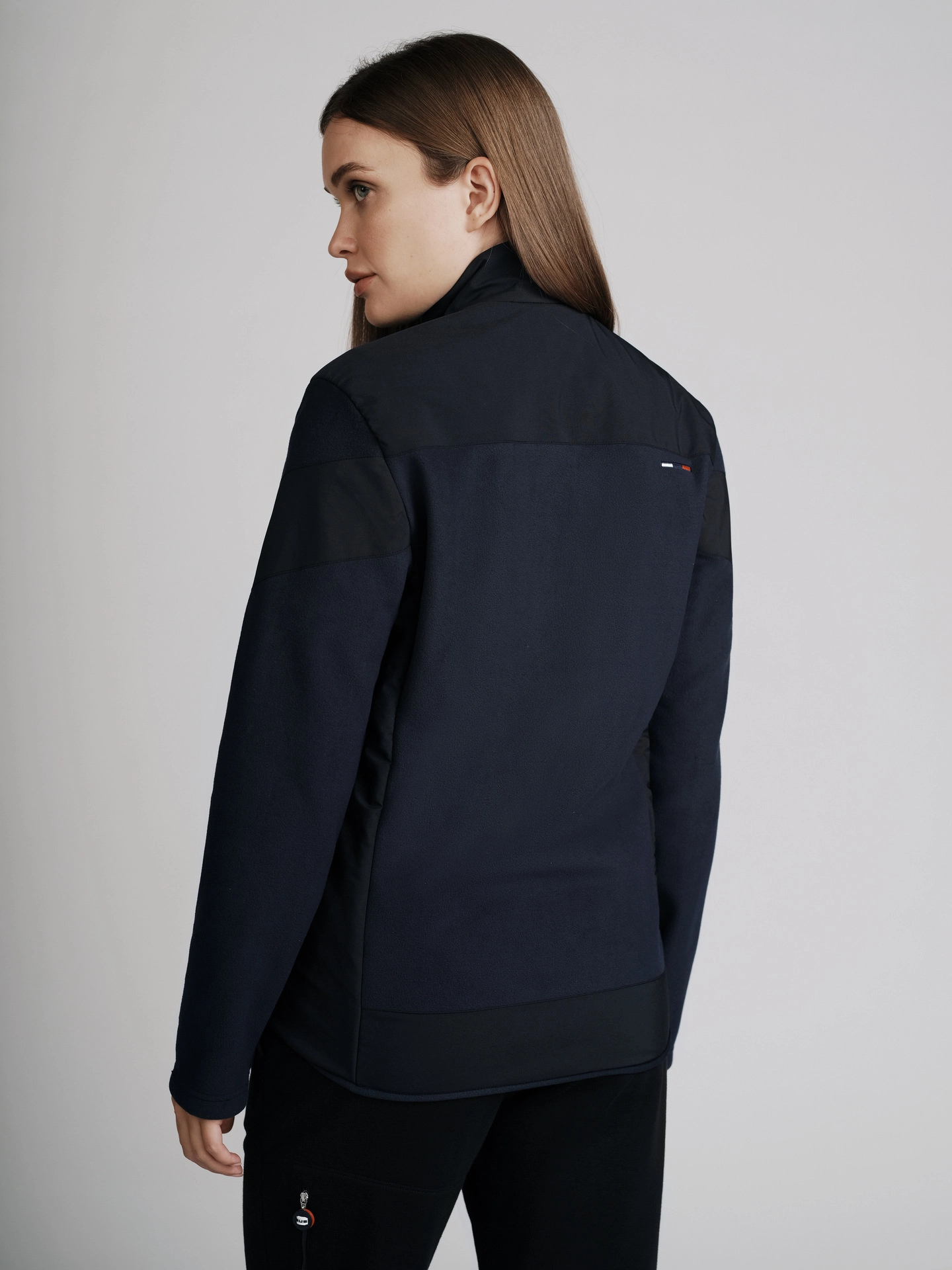 Толстовка с воротником-стойкой