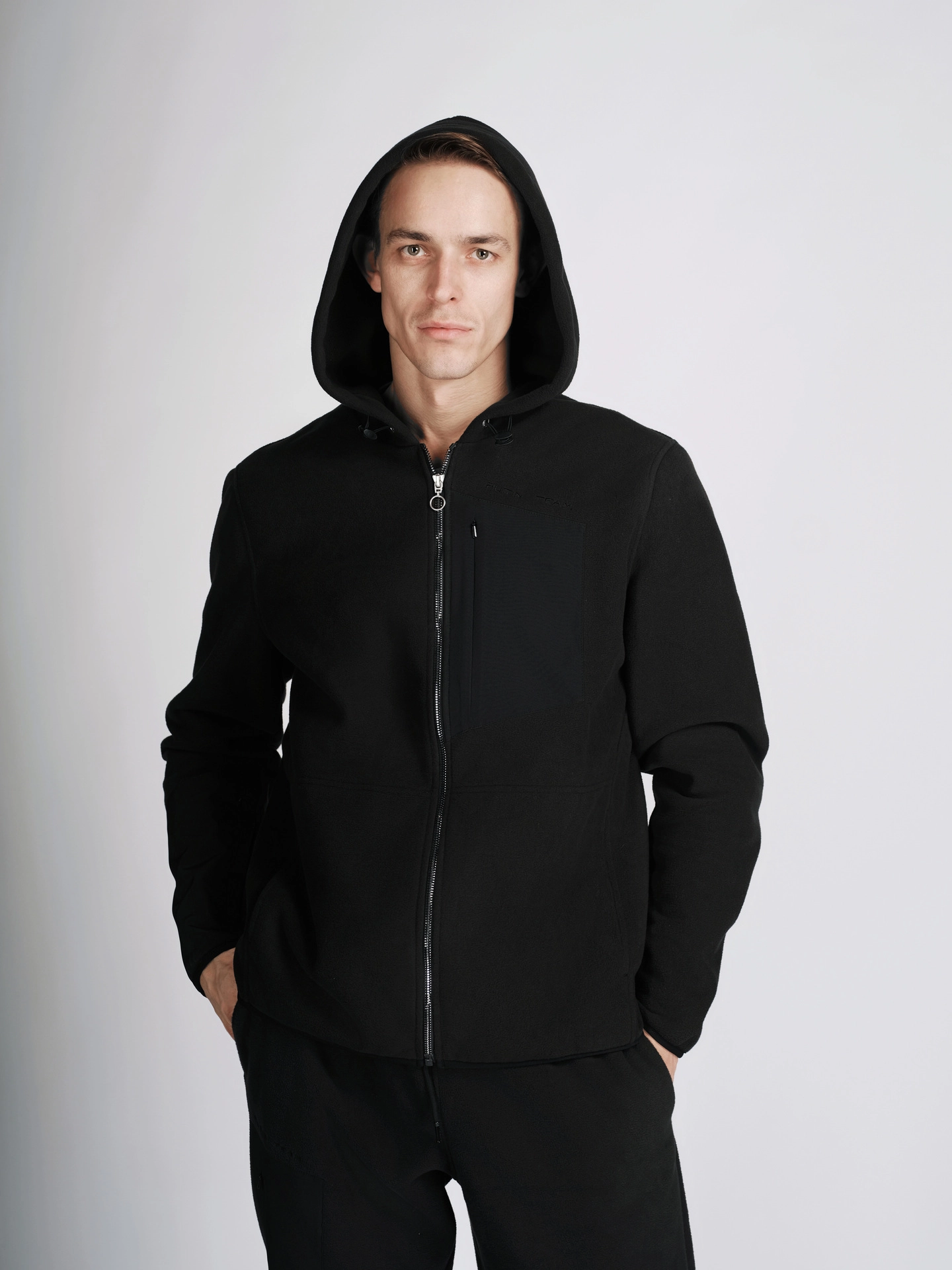 Толстовка из флиса с капюшоном