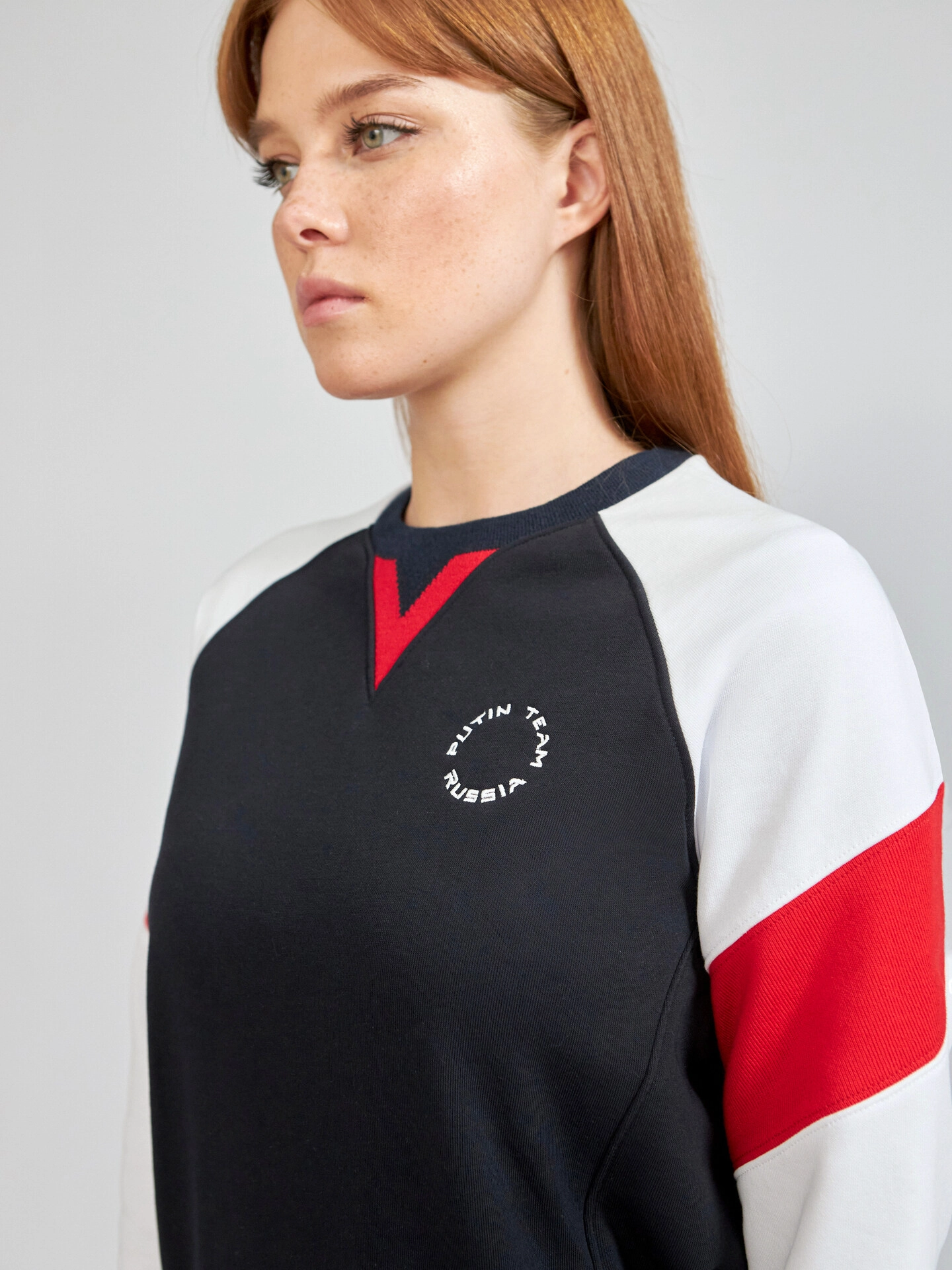 Свитшот с карманами