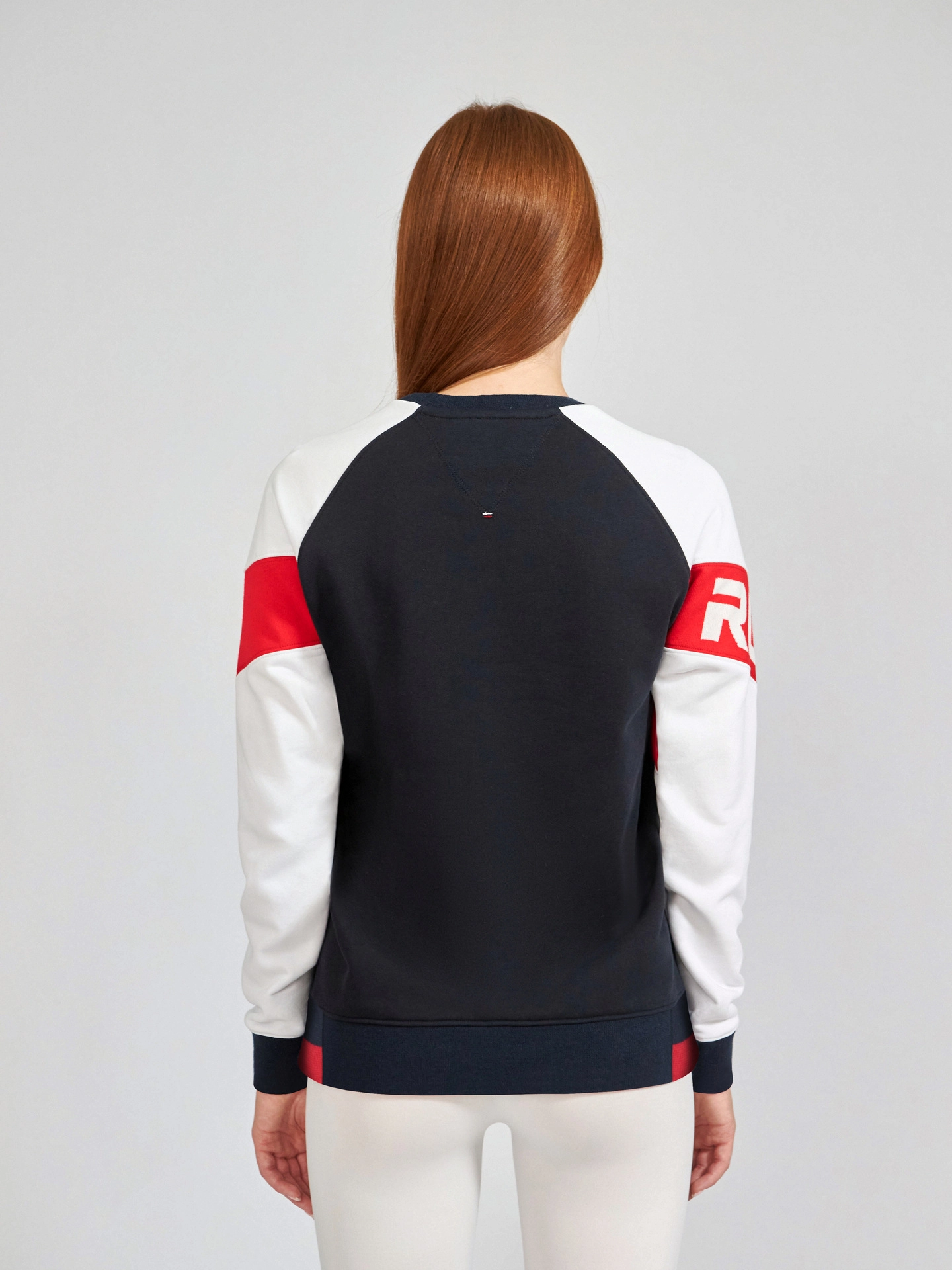 Свитшот с карманами