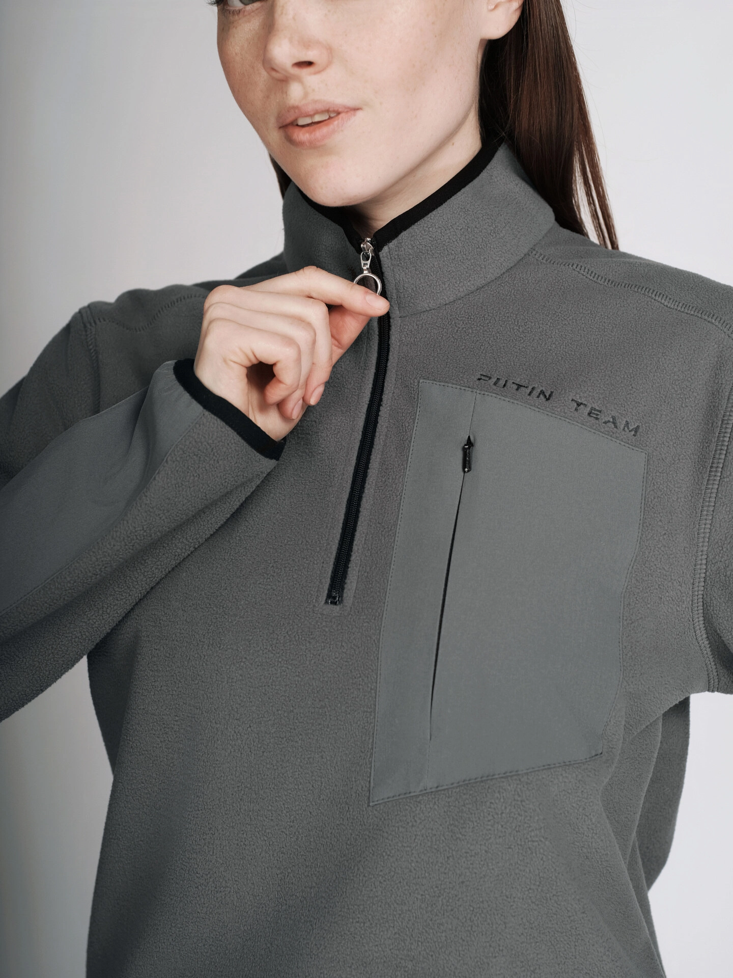 Толстовка с короткой молнией