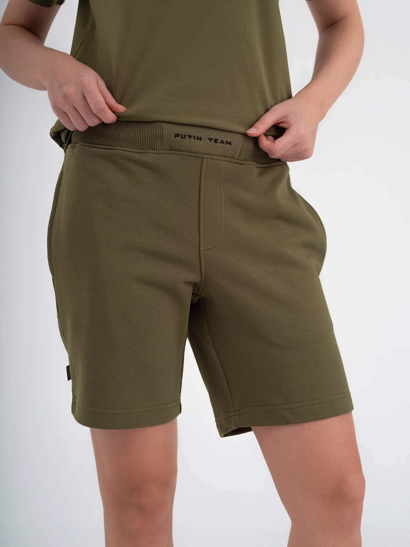 Шорты базовые