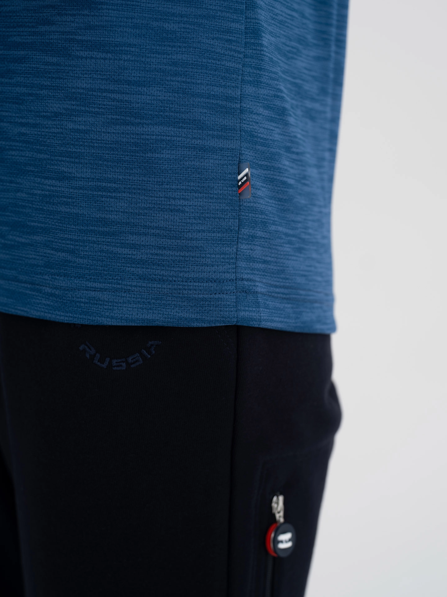 Лонгслив спортивный