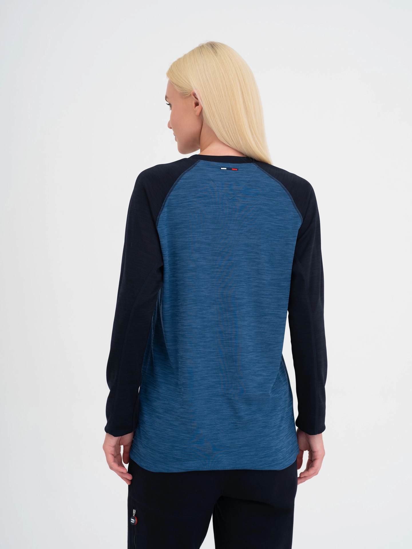 Лонгслив спортивный